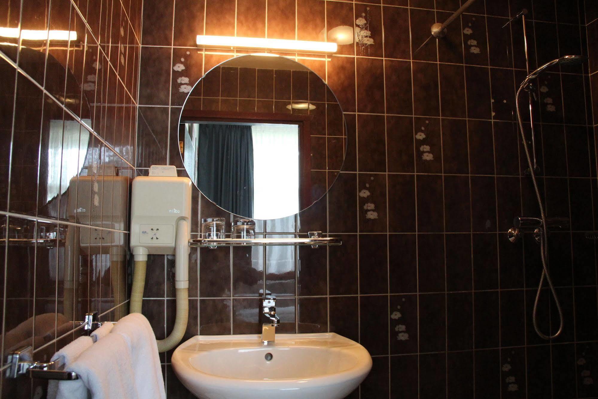 New Scheveningen Hotel 2*