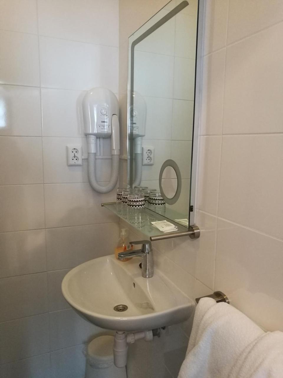 Hotel New Scheveningen 2*